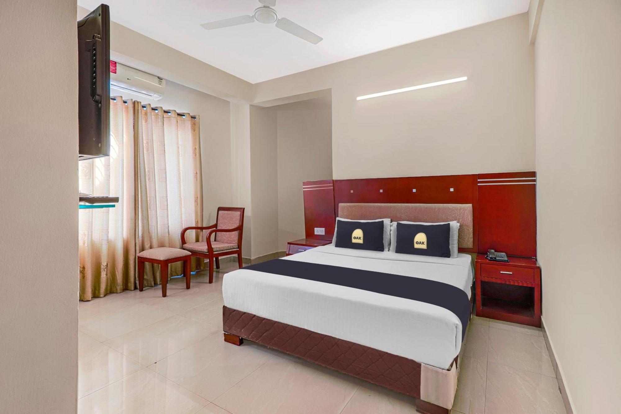 Collection O 29 Church'S Inn Near Cubbon Park Bangalore Bagian luar foto