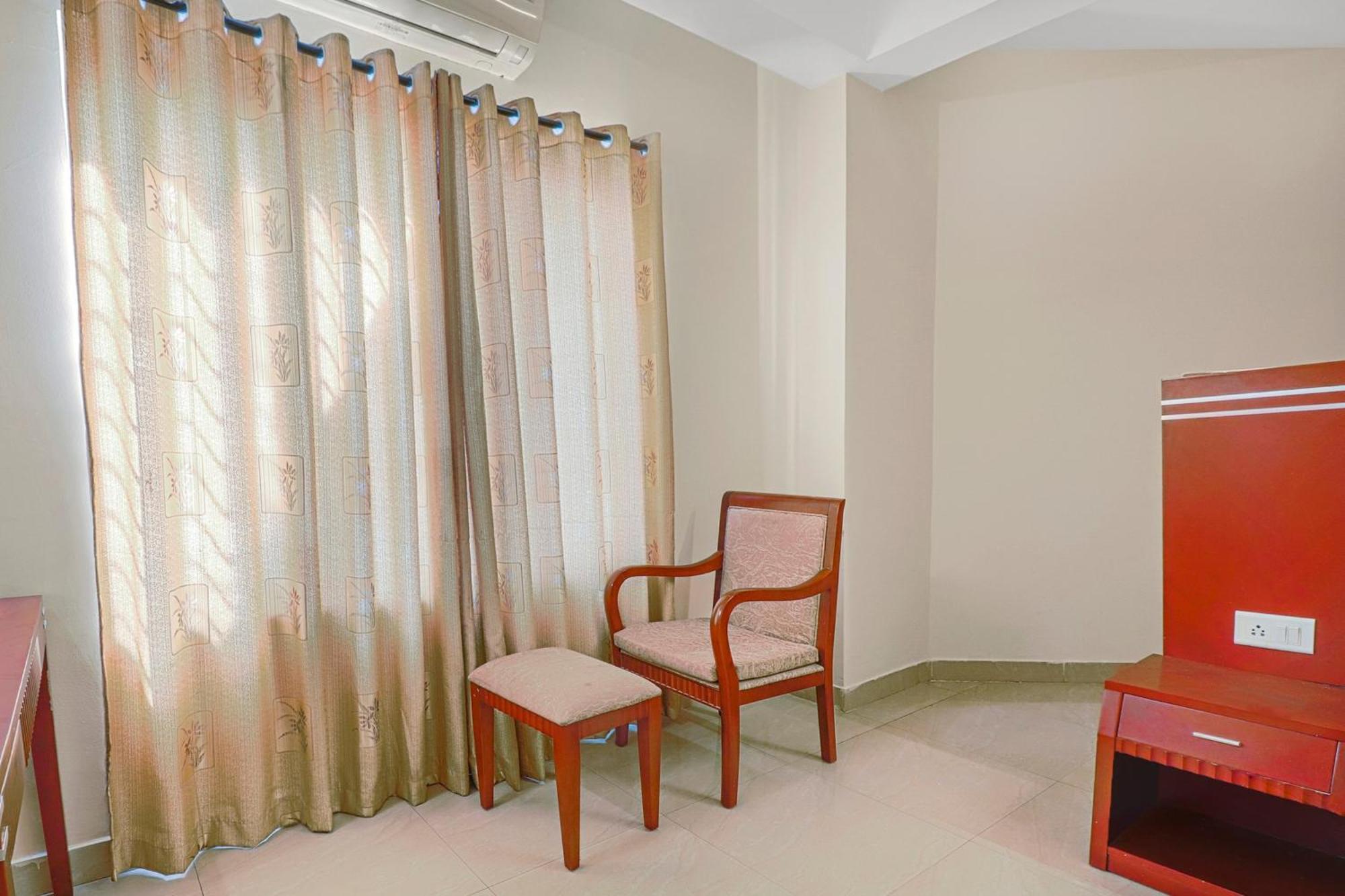 Collection O 29 Church'S Inn Near Cubbon Park Bangalore Bagian luar foto