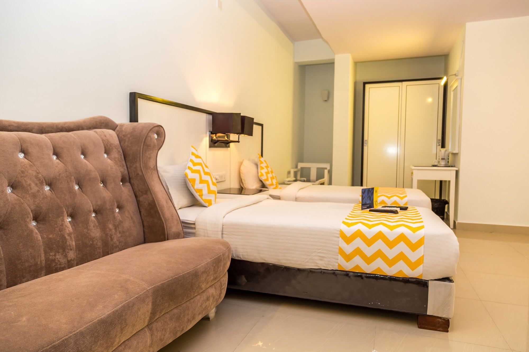 Collection O 29 Church'S Inn Near Cubbon Park Bangalore Bagian luar foto